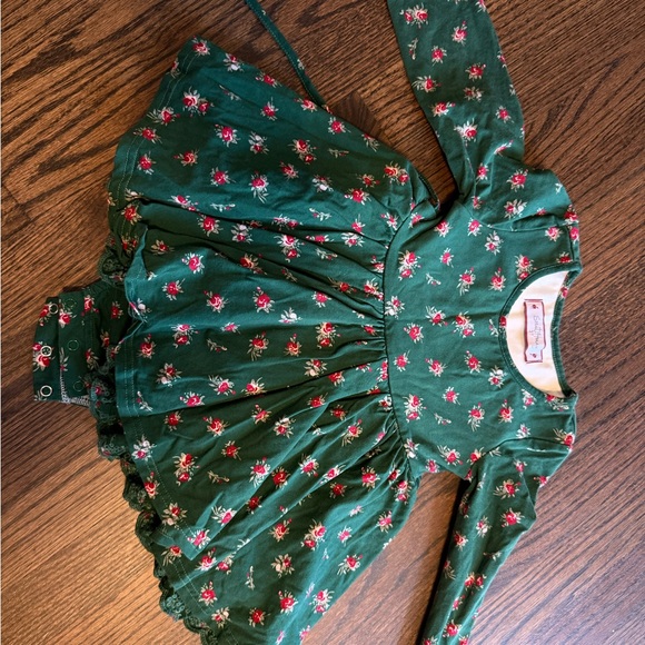 SweetHoney Holiday Green and Cream Dress and Apron - Picture 2 of 5